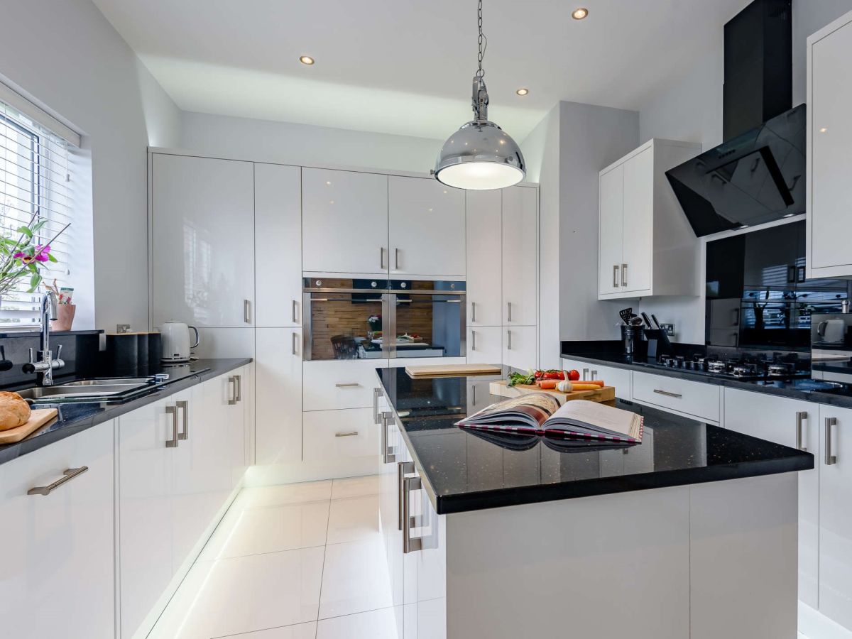 Park Villa - Llandudno, listing photograph 11