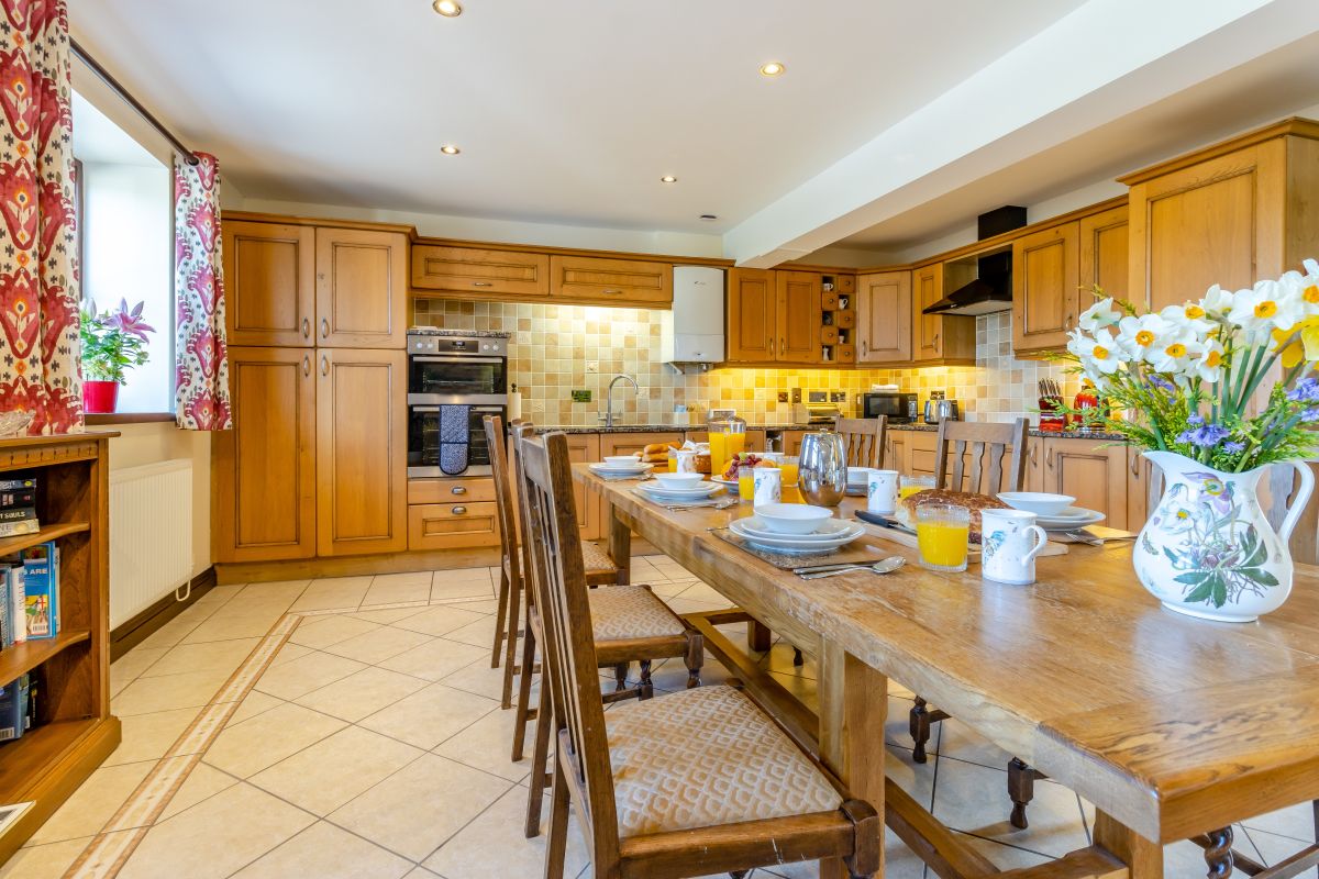 Ty Mawr Coach House, listing photograph 8