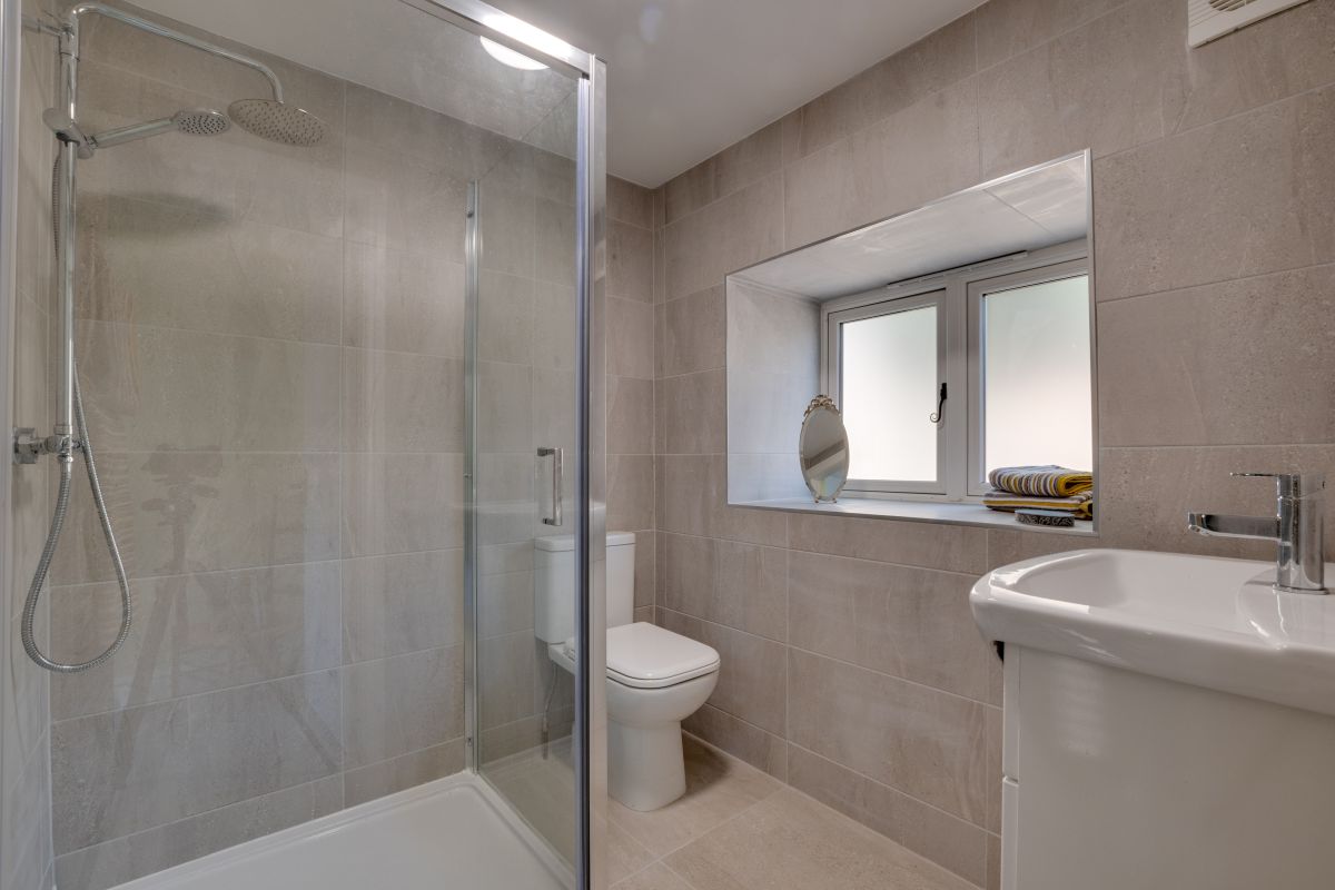 3 Ivy Terrace, listing photograph 8