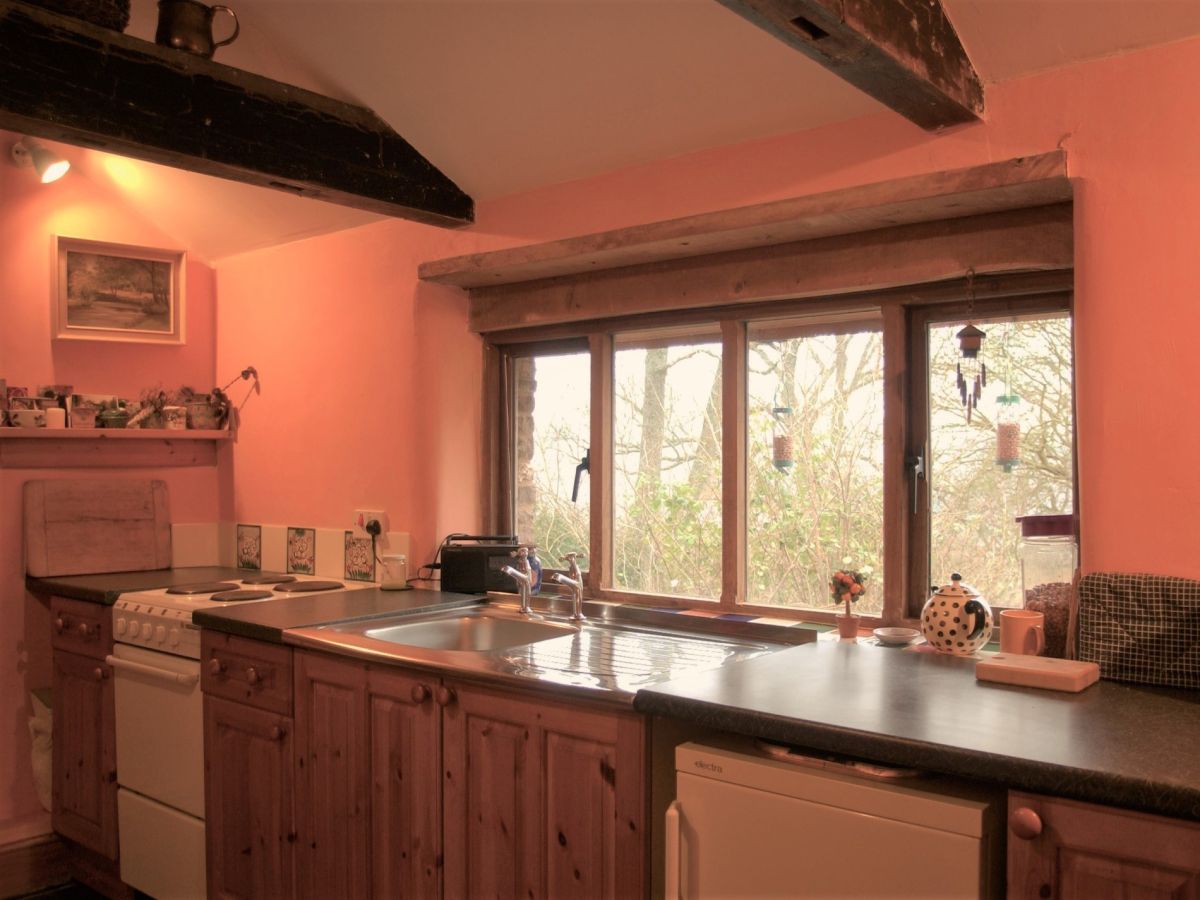 Dyffryn Beusych, listing photograph 7