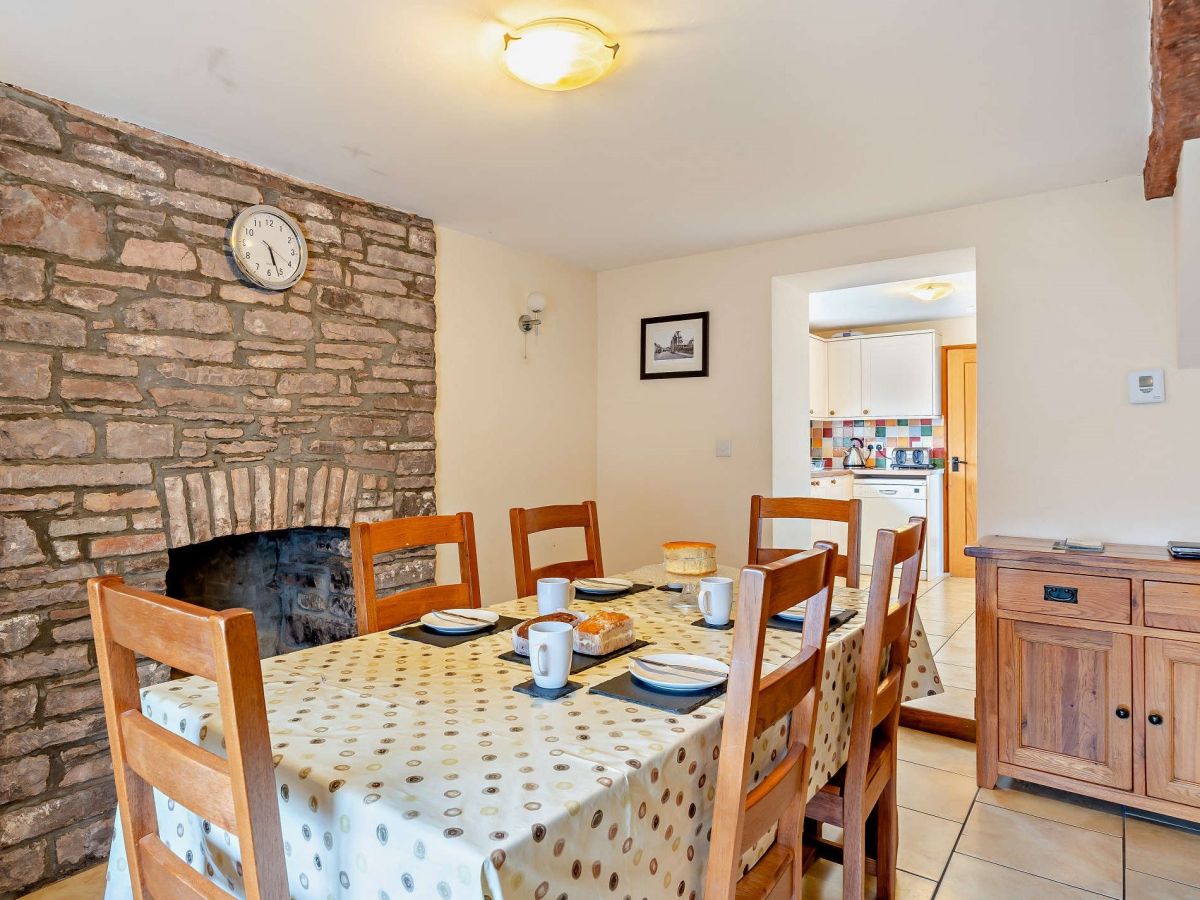 Ty - Uchaf House On The Hill, listing photograph 3