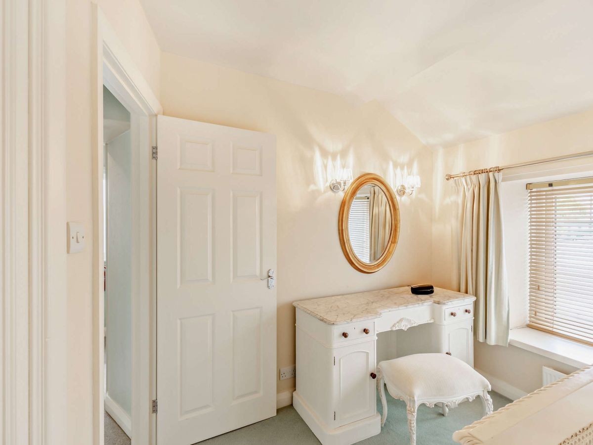 High Corner Cottage, listing photograph 8