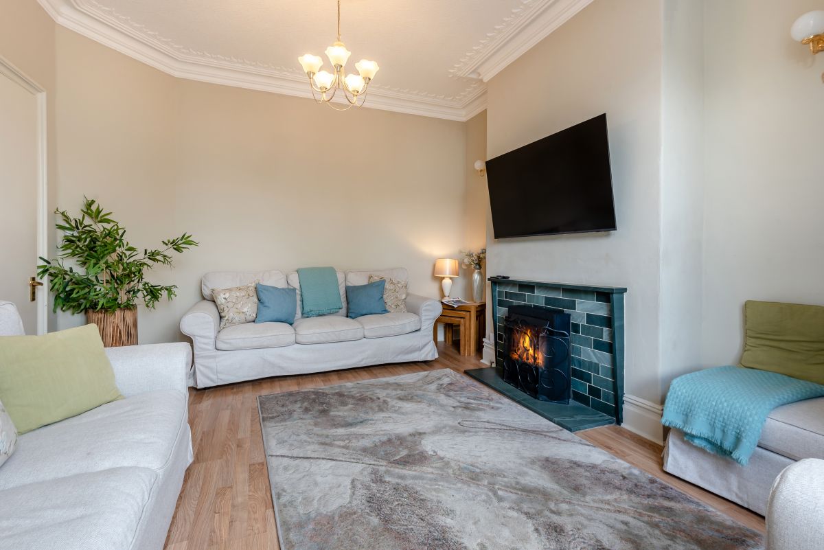 Kingsfell, listing photograph 7