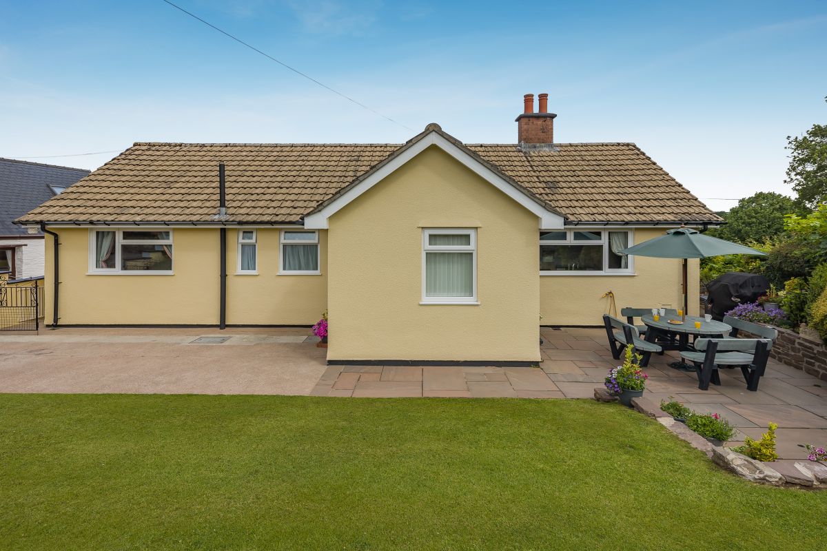 Anns Bungalow, listing photograph 5