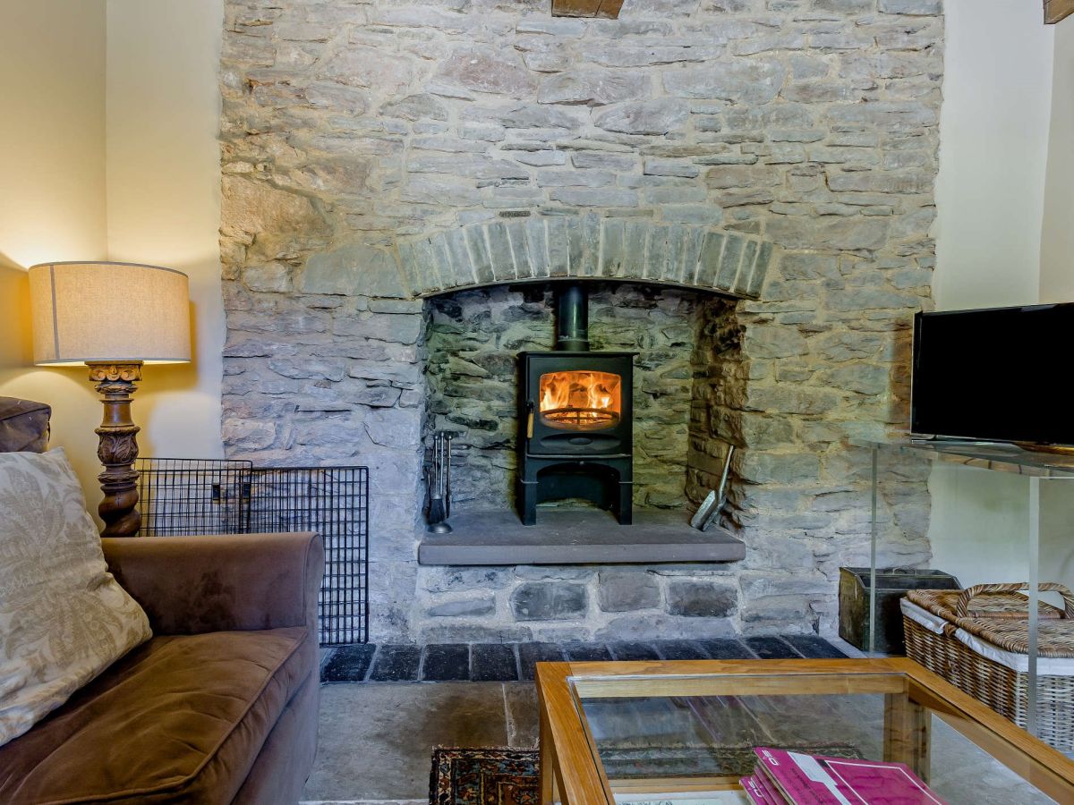 Cusop Mill Cottage, listing photograph 2
