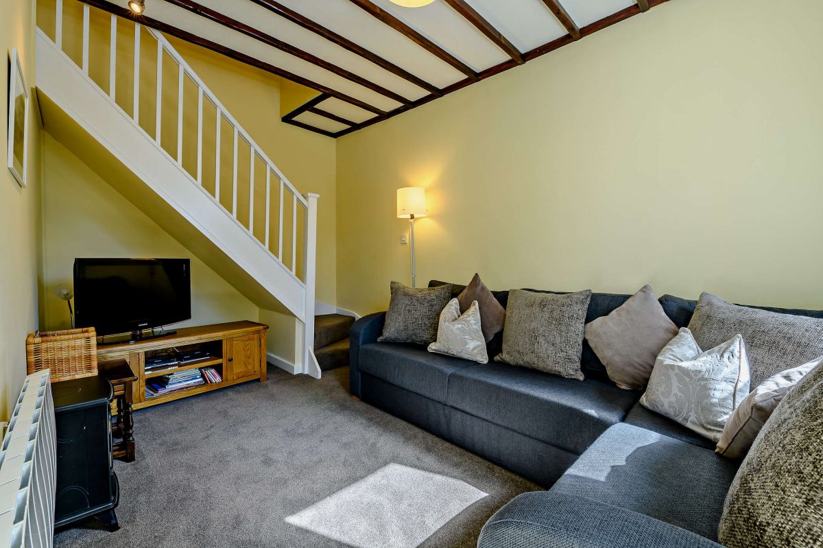 Stable Cottage, listing photograph 4