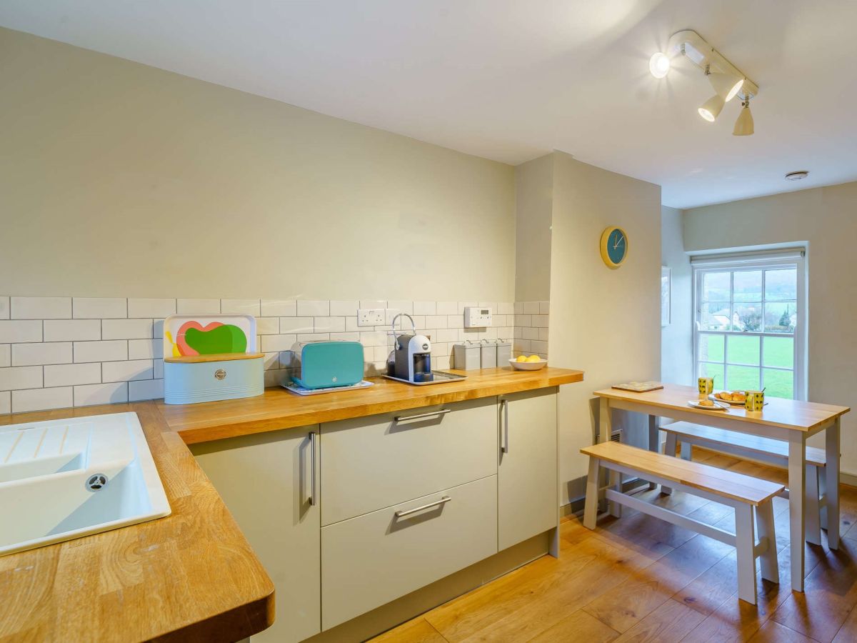 Corner Cottage, listing photograph 6