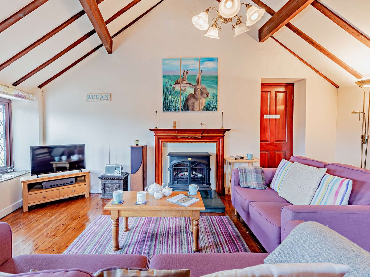 Judy Cottage, listing photograph 5
