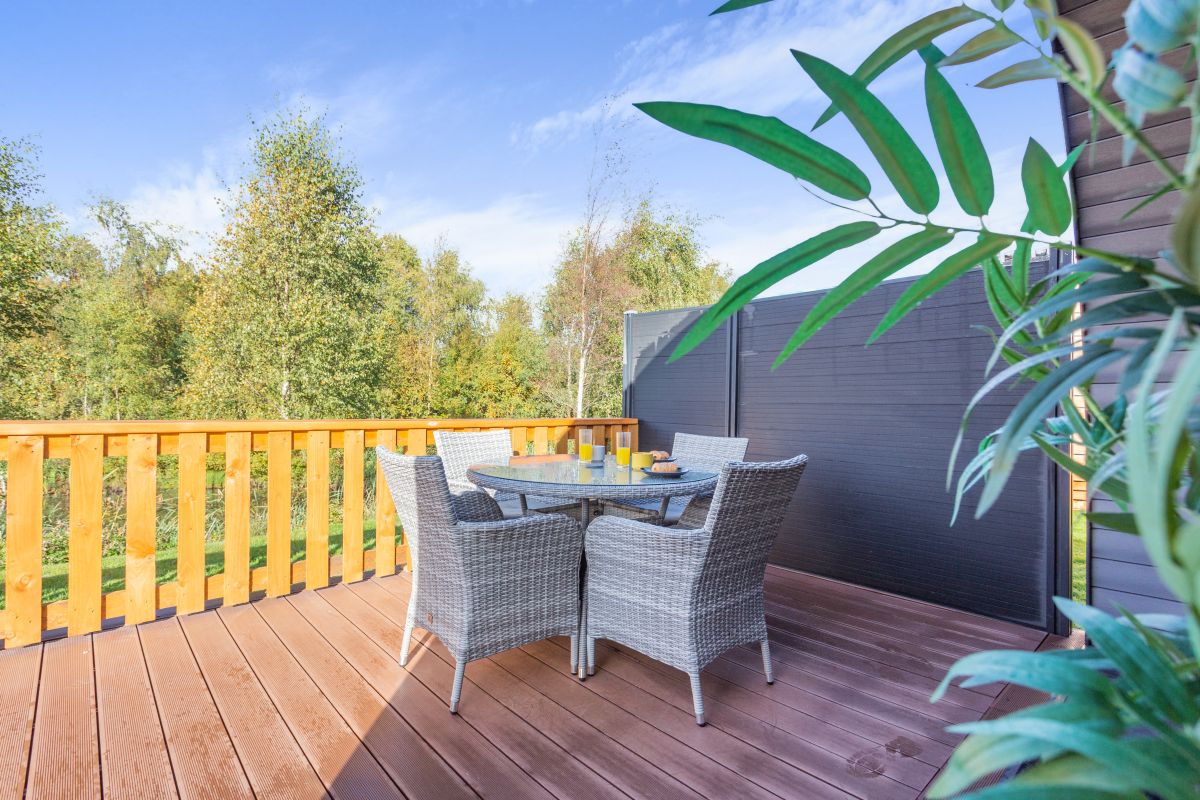 Hot Tub Hideaway 4, listing photograph 9