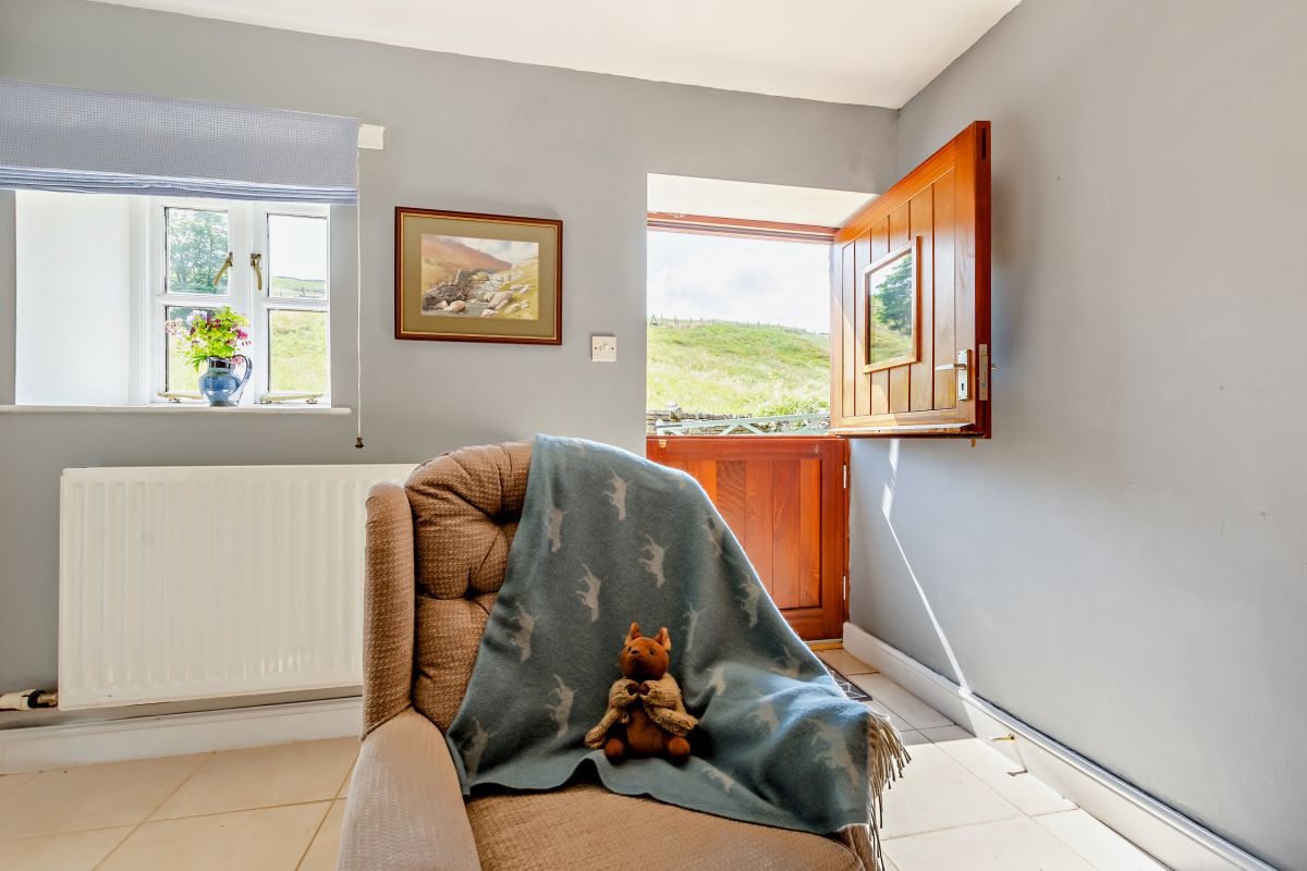 Byre Cottage, listing photograph 9