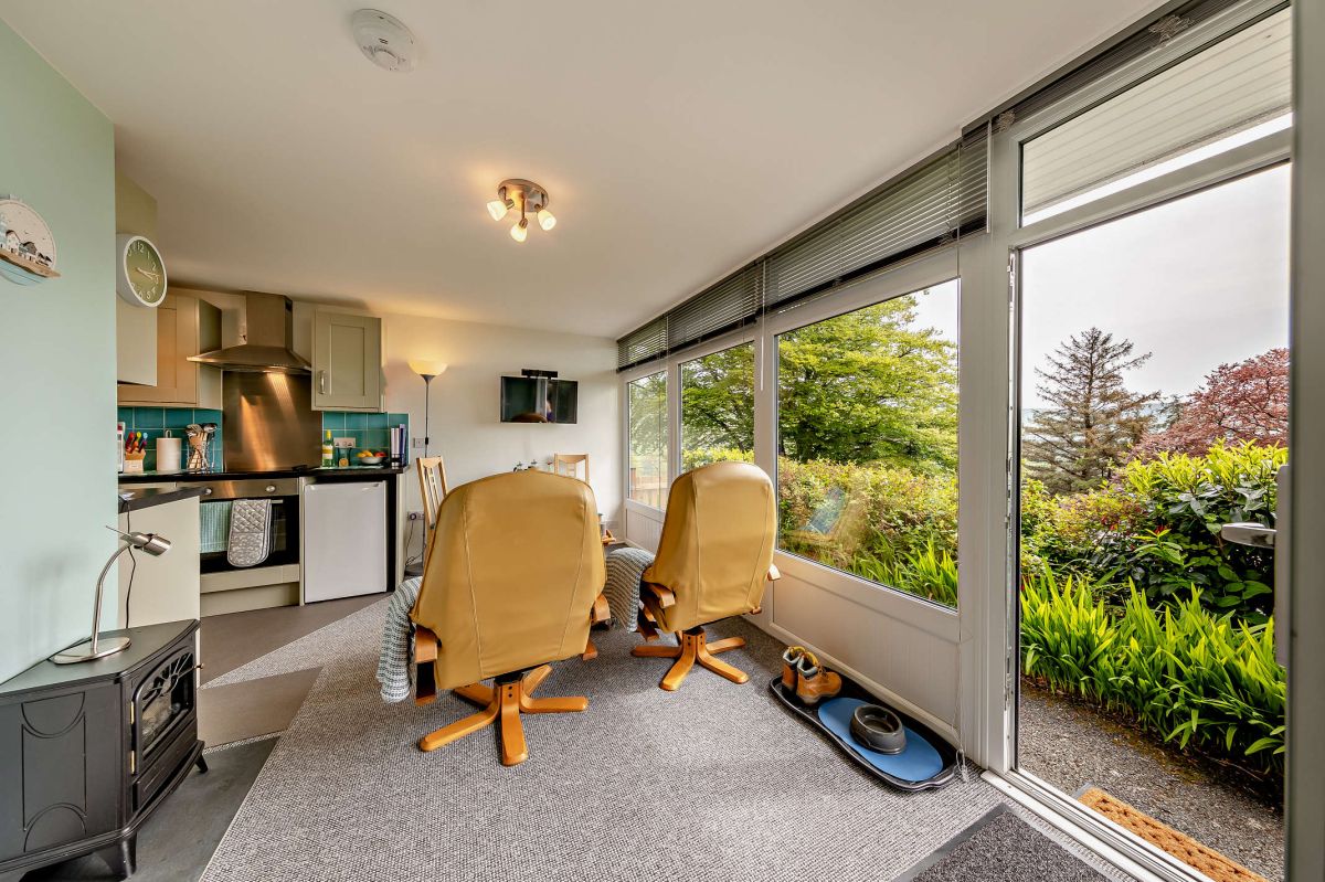 Bryncrug Hidden Gem, listing photograph 10