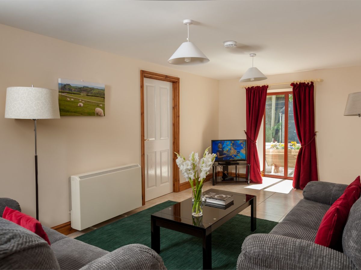 Kestrel Farmhouse, listing photograph 7