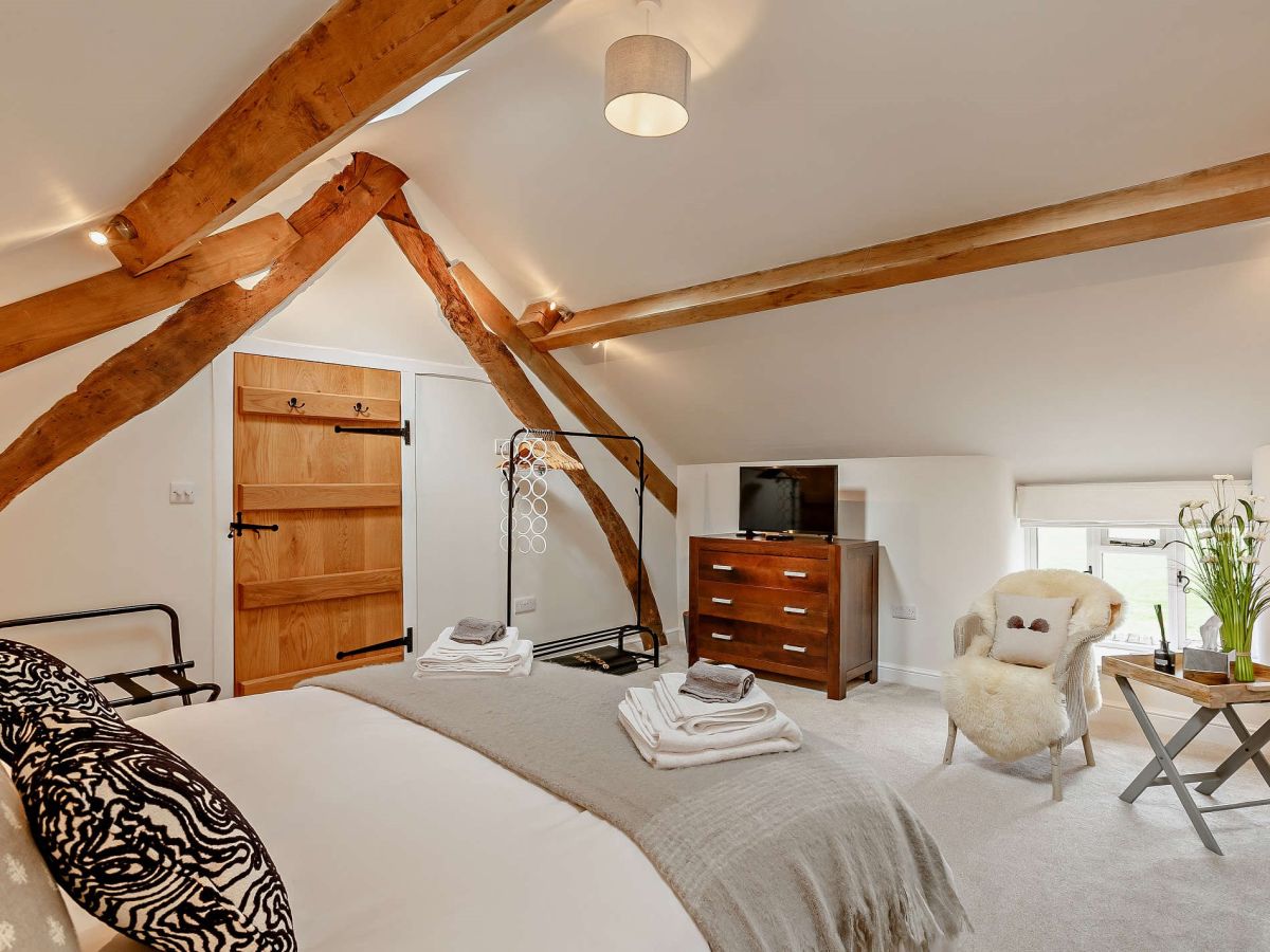 Norwood Cottage, listing photograph 10