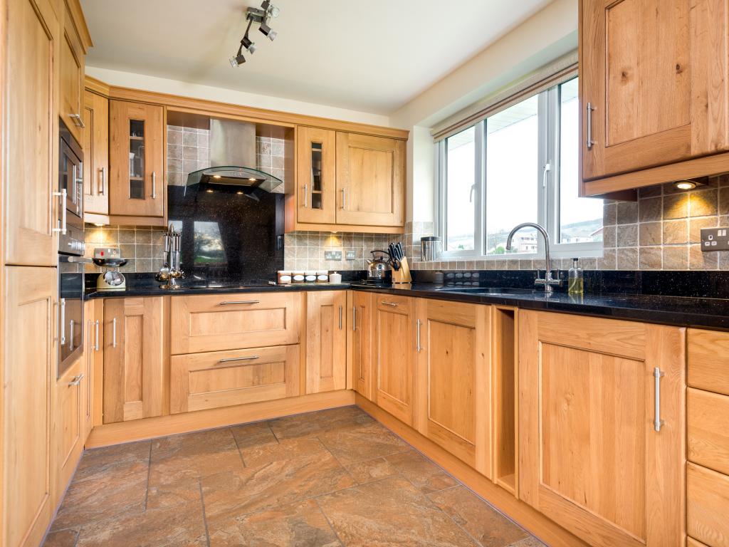 Lamb Corner House, listing photograph 7