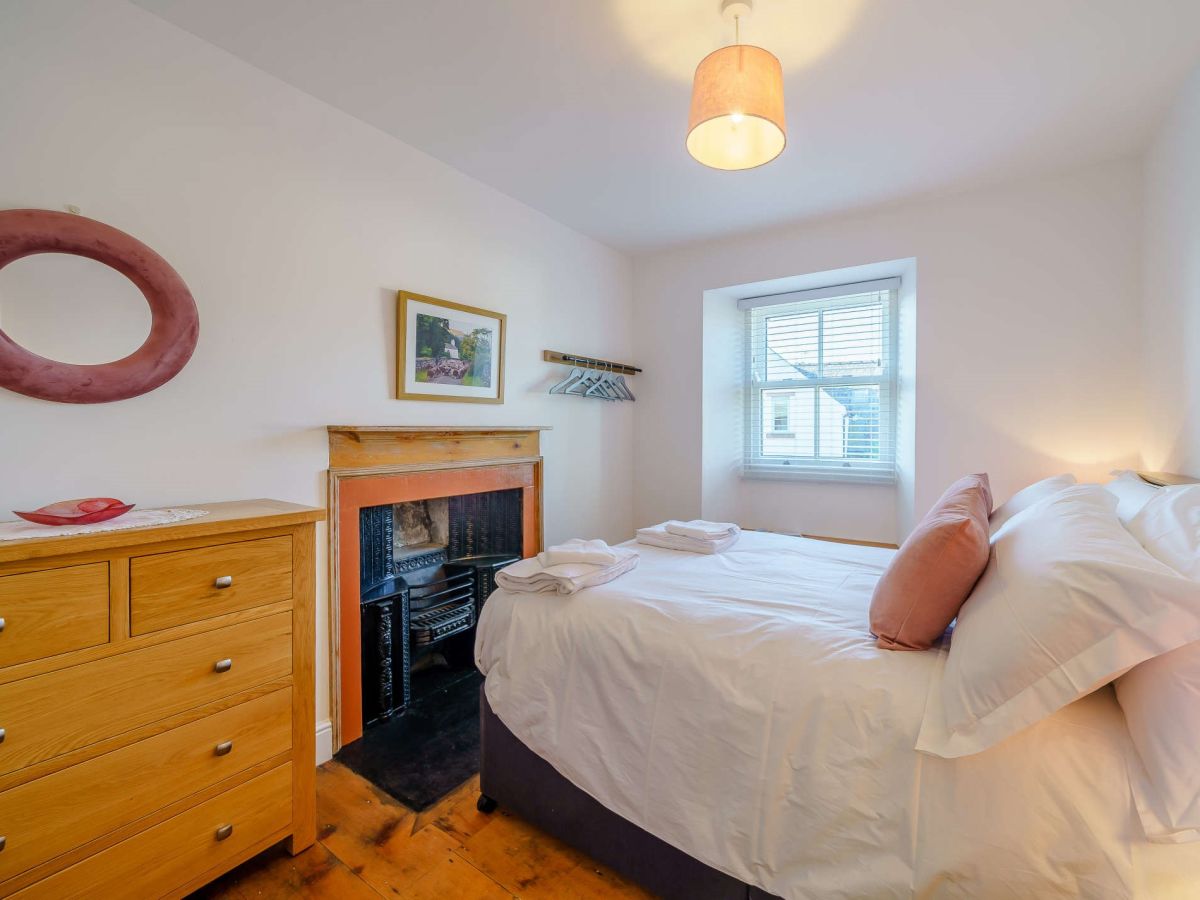 Butt House, listing photograph 8