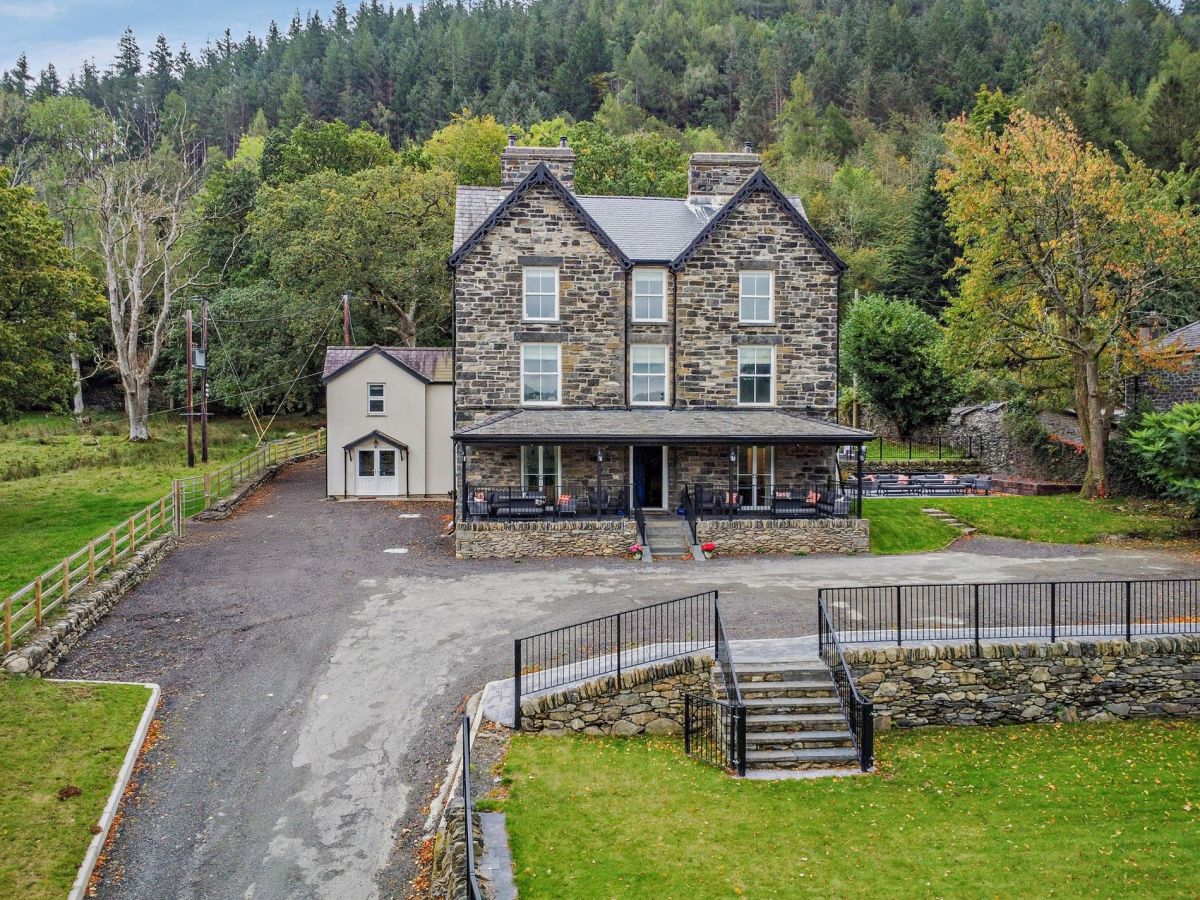Bryn Parc