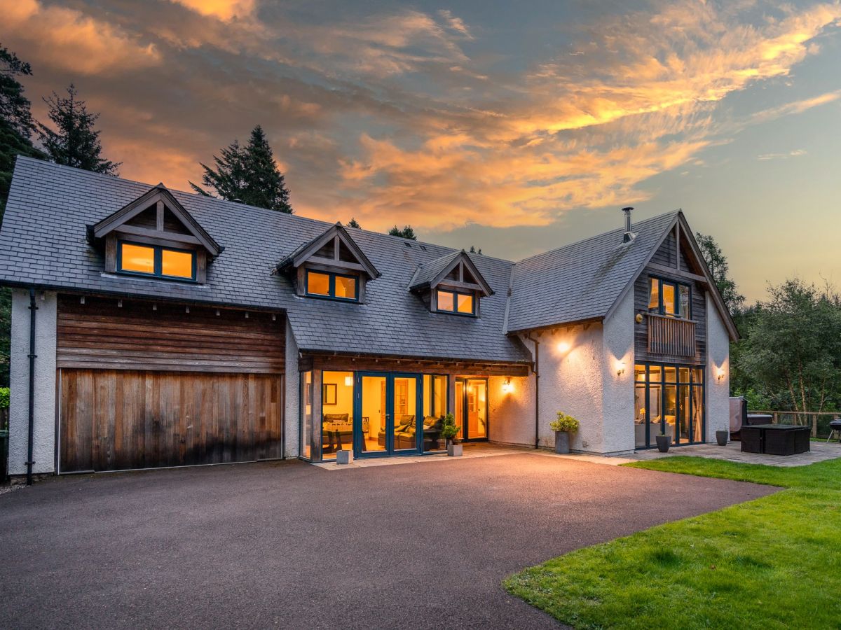 Ardle Lodge, listing photograph 2