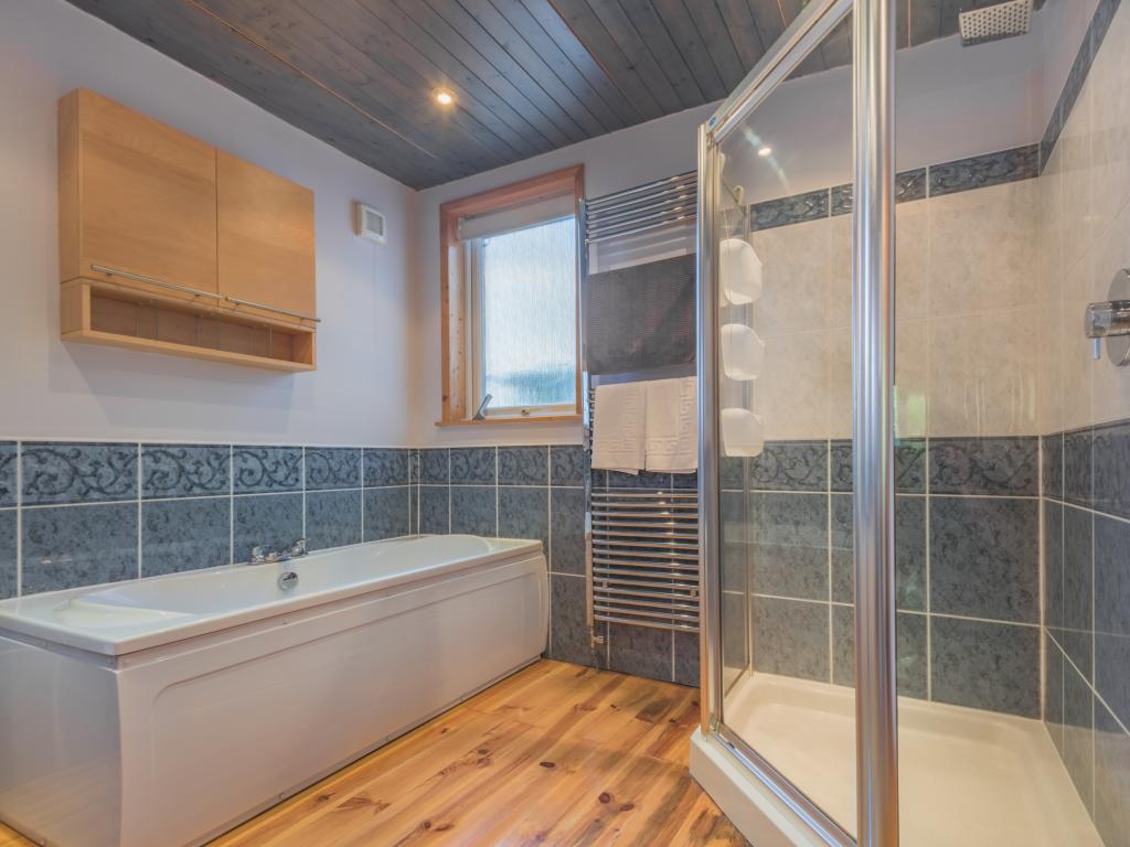 3 Ridgemount, listing photograph 9