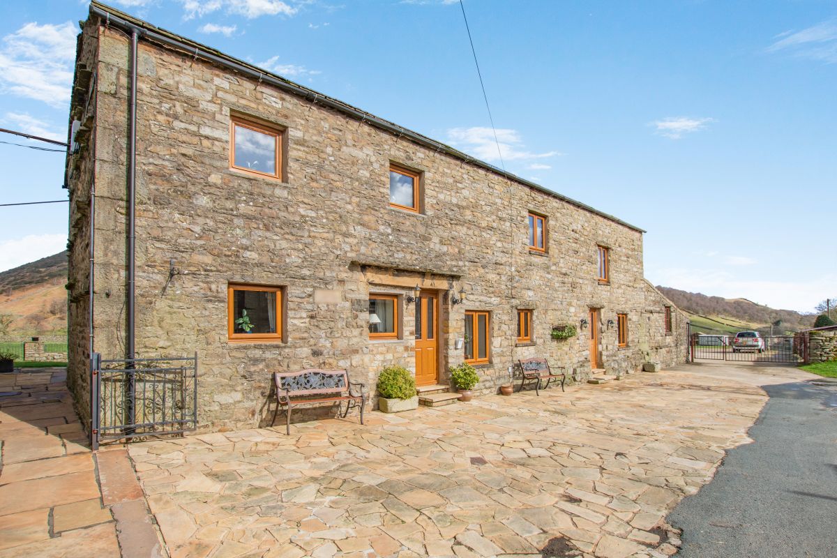 Springs Byre