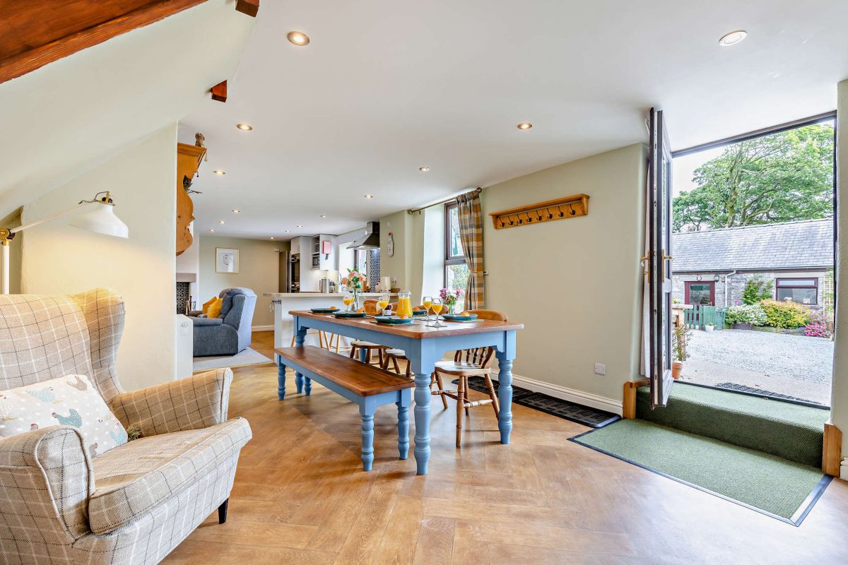 Valley Cottage, listing photograph 12