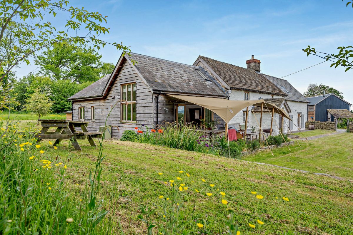 Little Wern Y Pentre, listing photograph 2