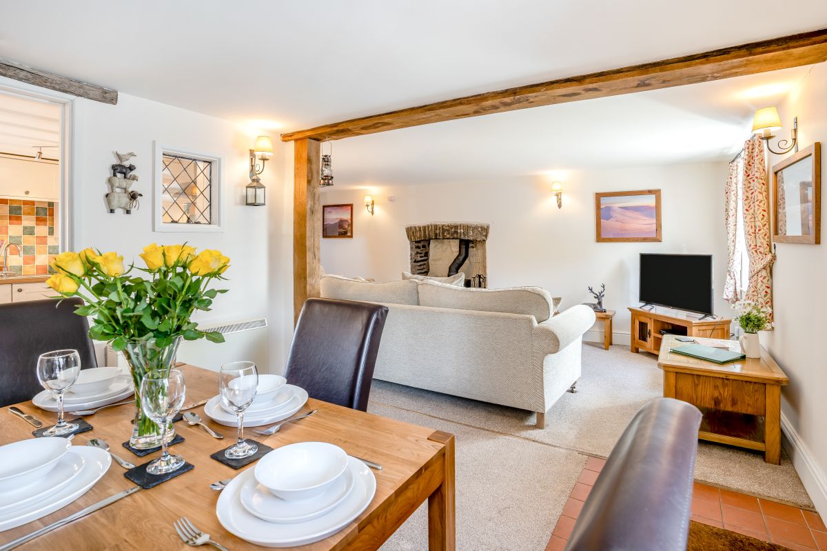 Cariad Cottage, listing photograph 8
