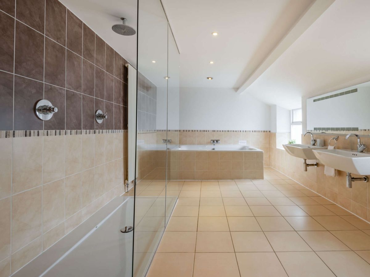 Eskin House, listing photograph 11