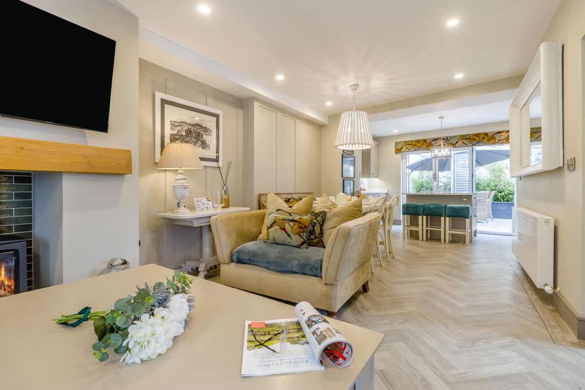Mulberry Cottage, listing photograph 8