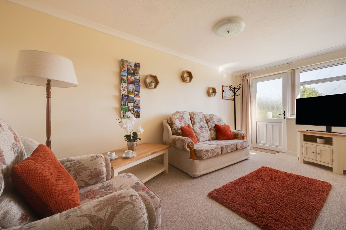 Sugar Loaf Cottage, listing photograph 2