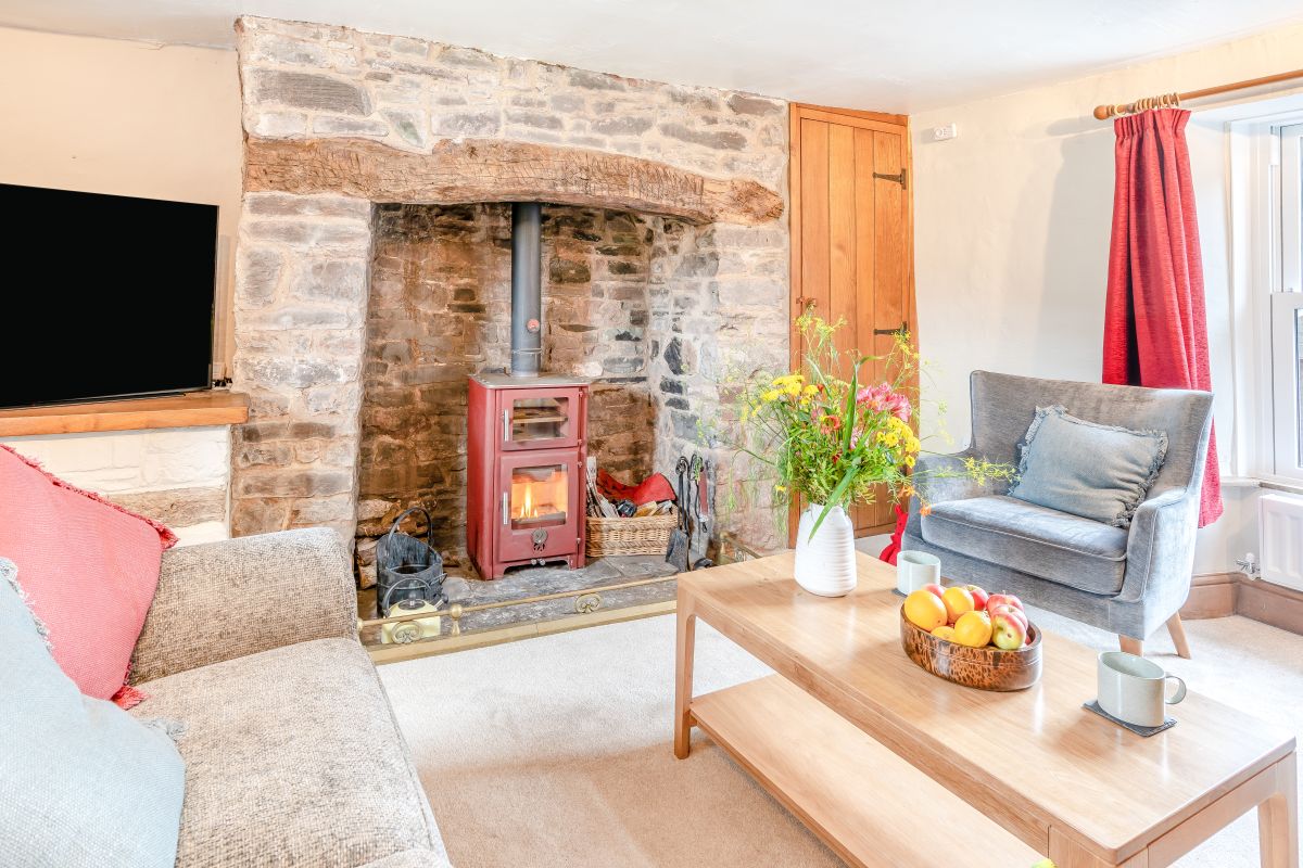 Trephillip Cottage, listing photograph 3