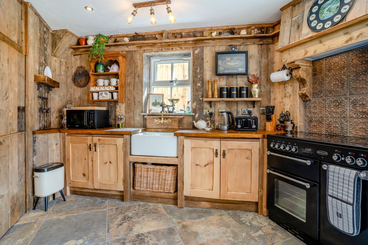 River Bank Cottage, listing photograph 11