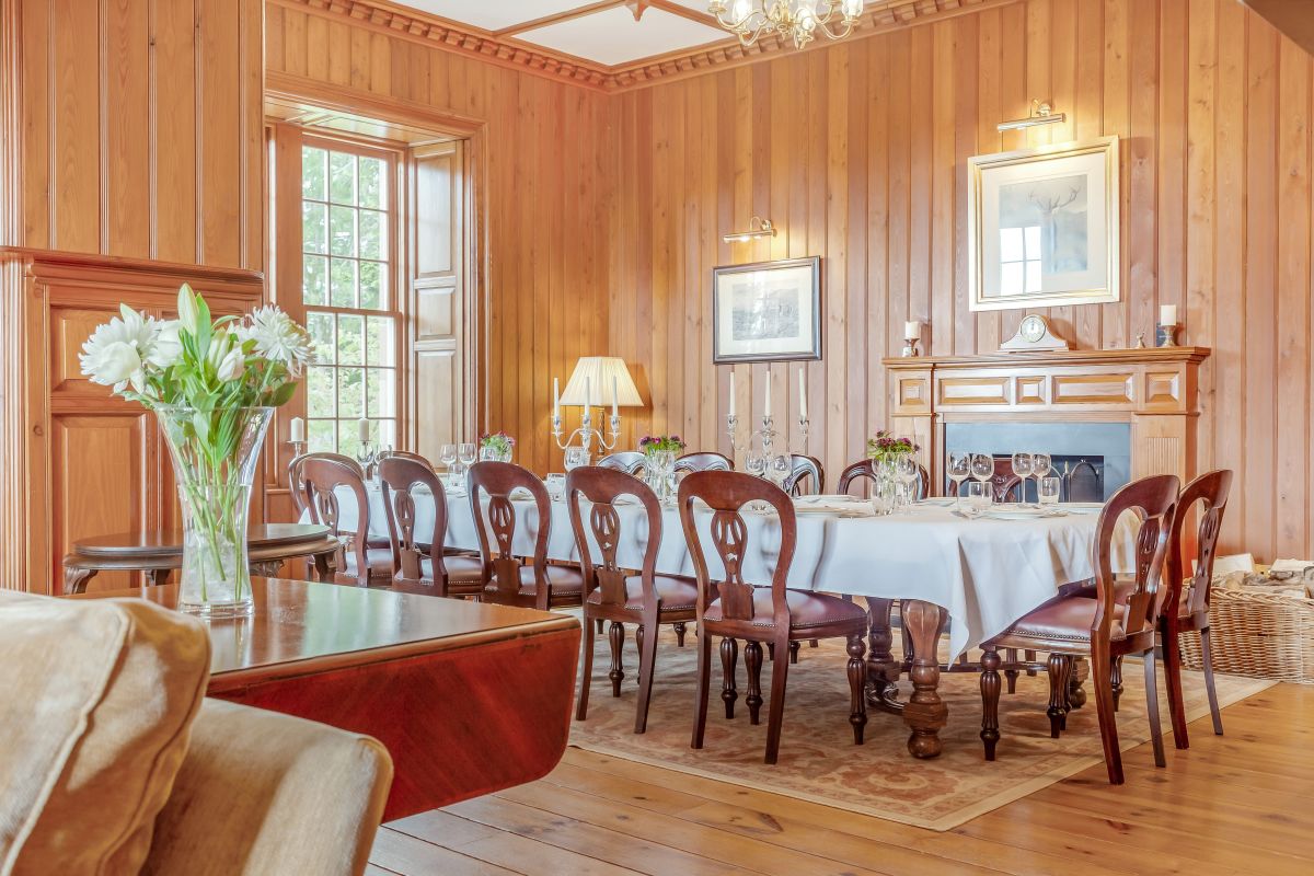 Highland Hall, listing photograph 8