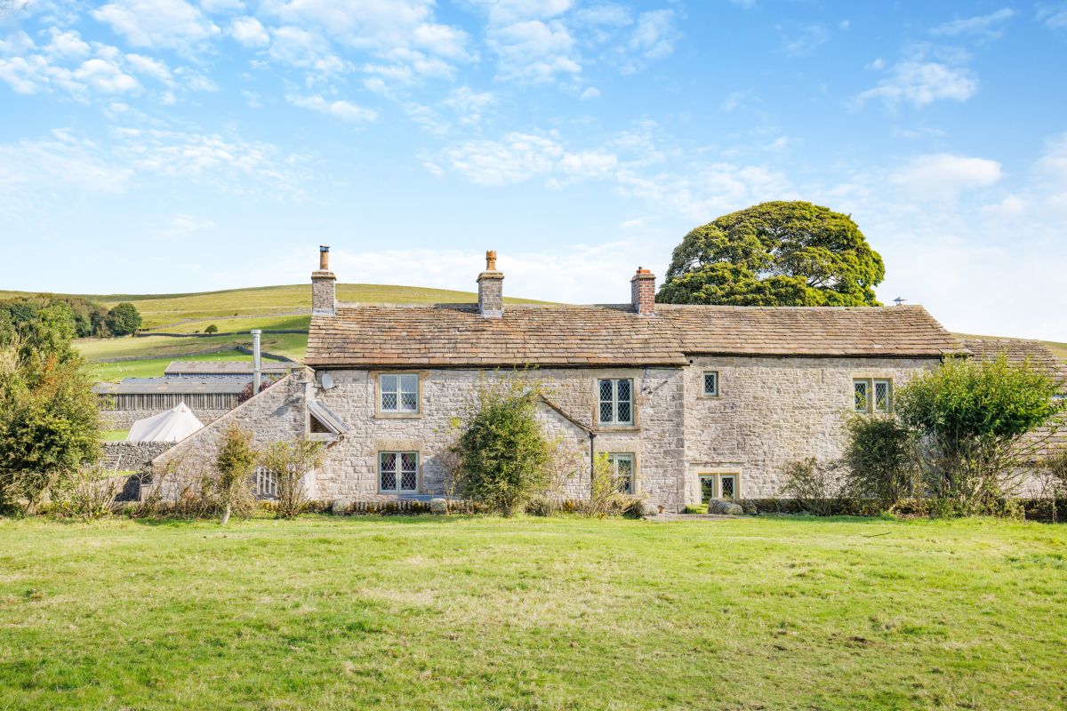 Sweet Knoll Farmhouse, listing photograph 3