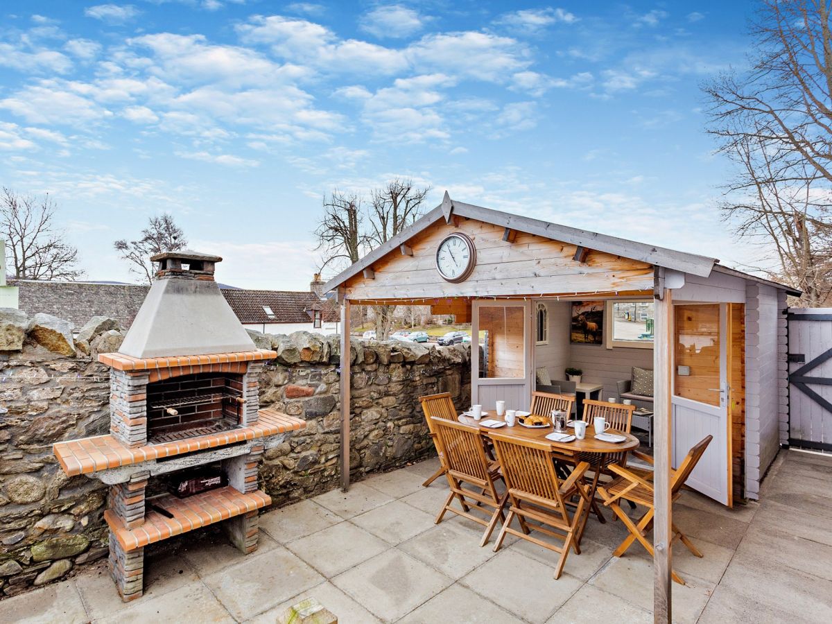 Strathspey Lodge, listing photograph 3