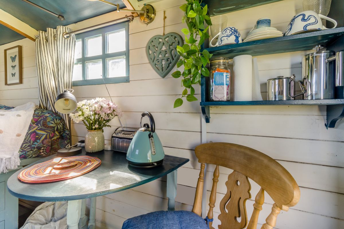 Haven Shepherds Hut, listing photograph 7