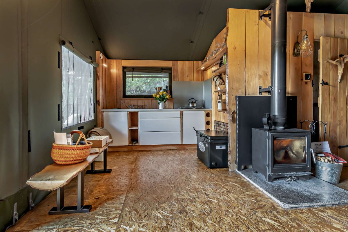Owl's Rest, listing photograph 8