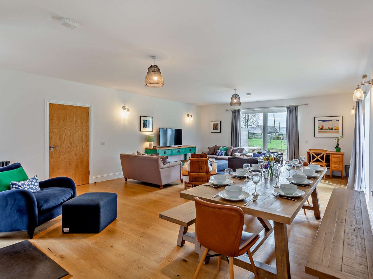 Highland Lodge And The Wee House, listing photograph 4