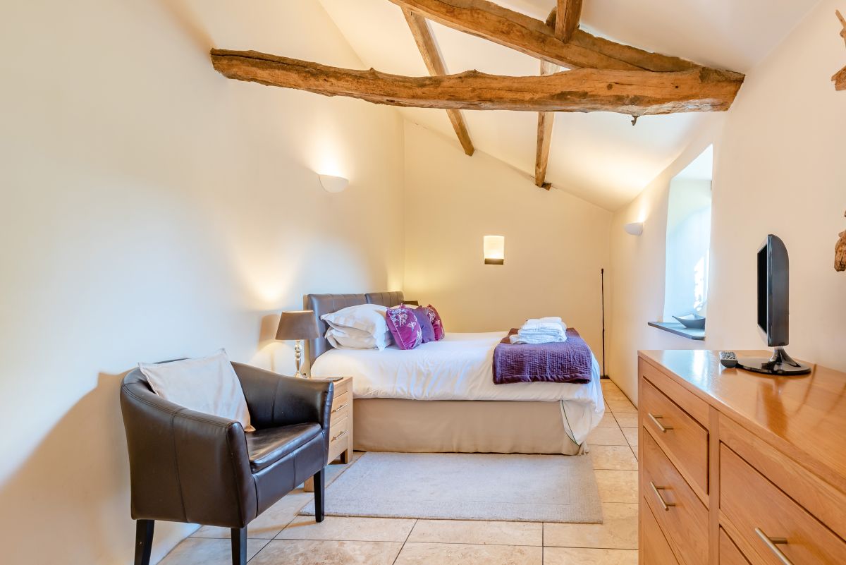 Brook Cottage, listing photograph 11