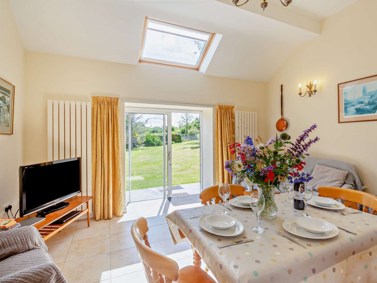 Glyn Bach Farm Cottage, listing photograph 4