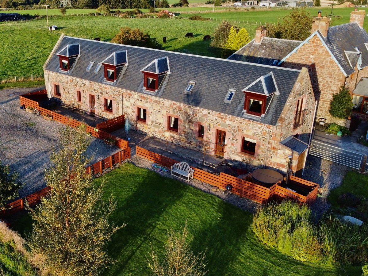 The Stables - Horselea, listing photograph 3