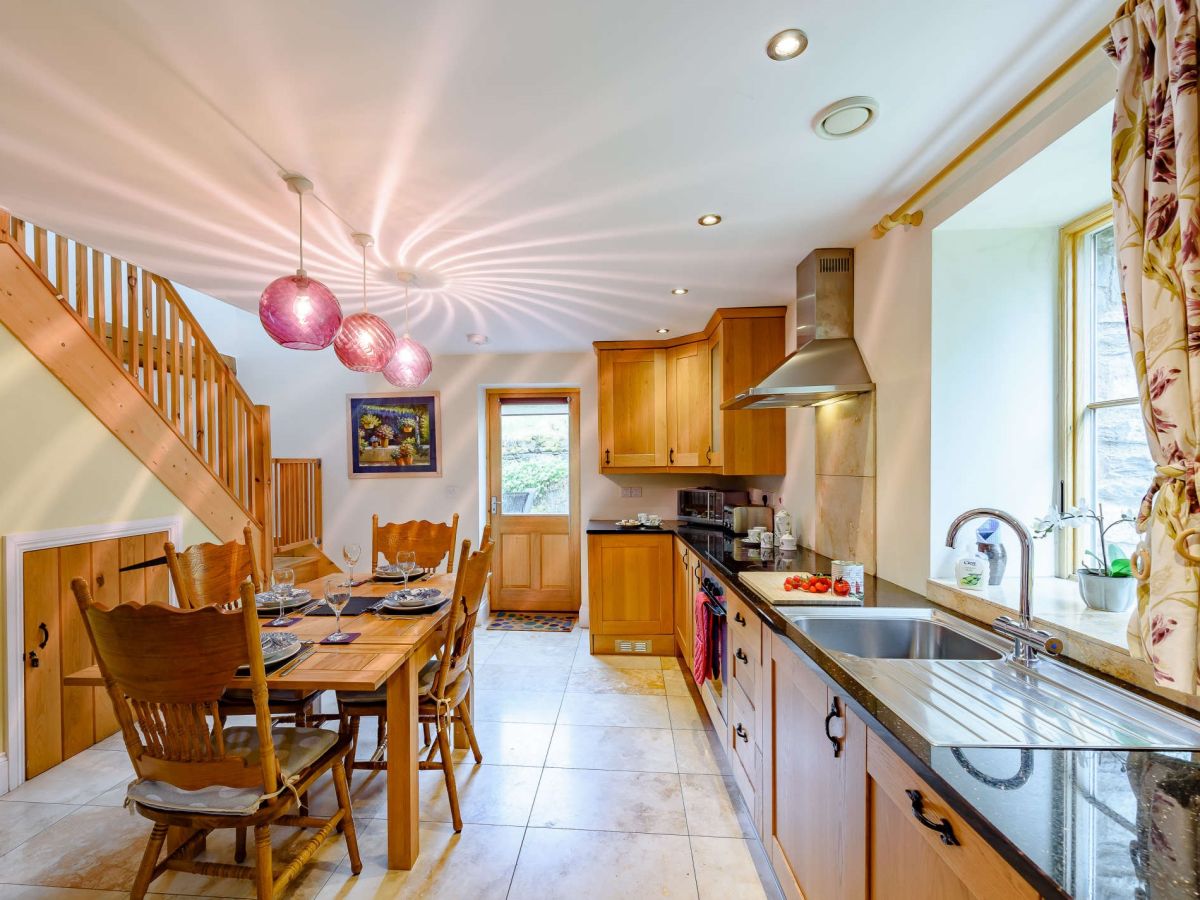 Buzzards View, listing photograph 11