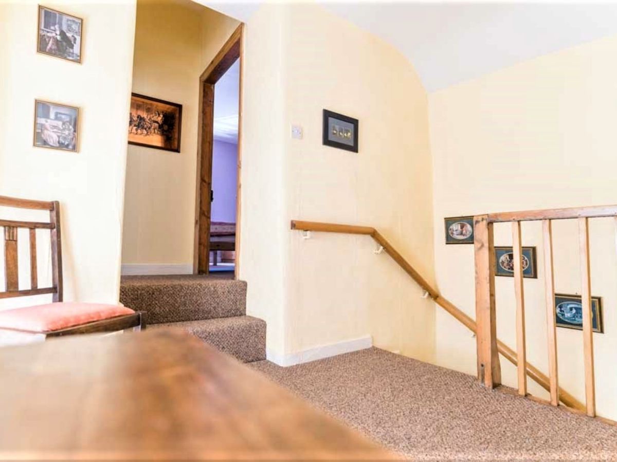 Kirkgate Chestnut Hill, listing photograph 11