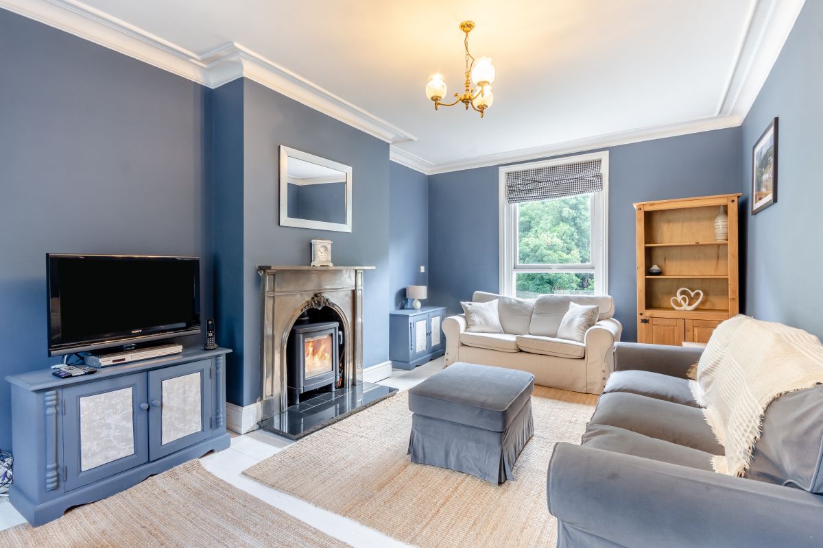 Riverside House - Matlock Bath, listing photograph 9