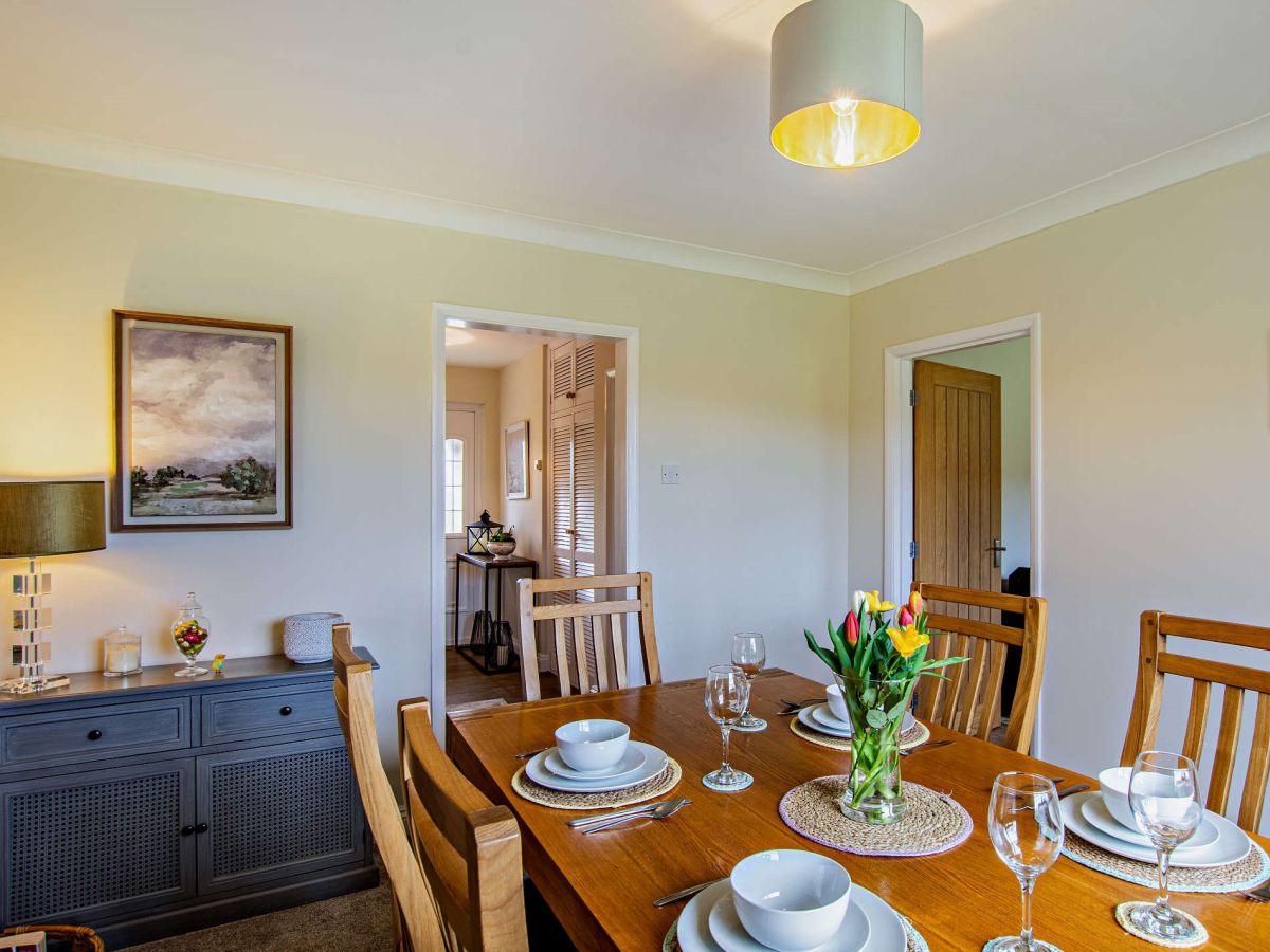 Stonecross View, listing photograph 10