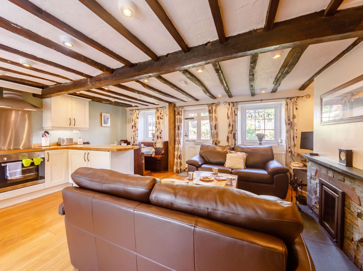 Middle Cottage, listing photograph 7