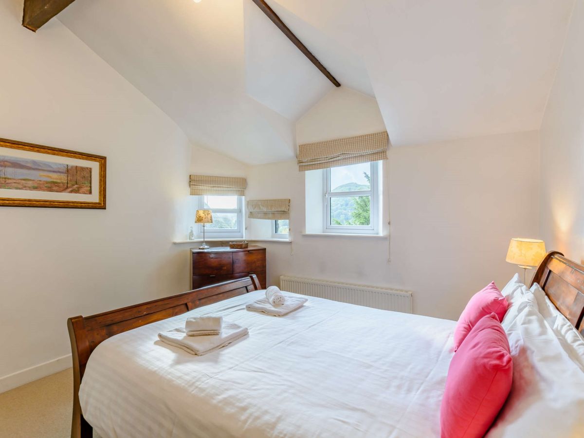 North Cottage, listing photograph 9