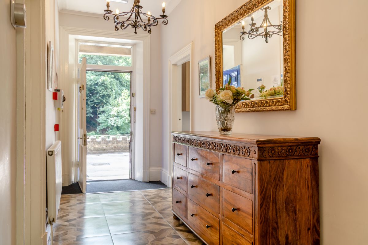 98 Fountain Villas, listing photograph 8