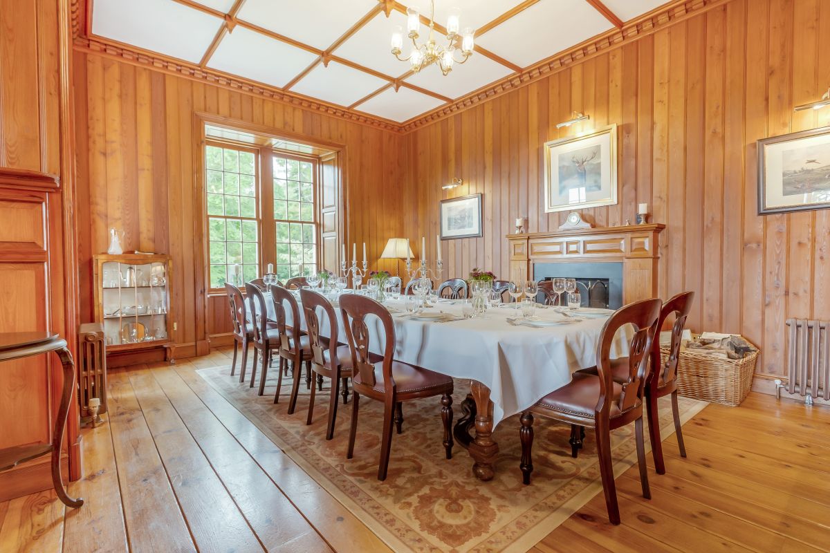 Highland Hall, listing photograph 3