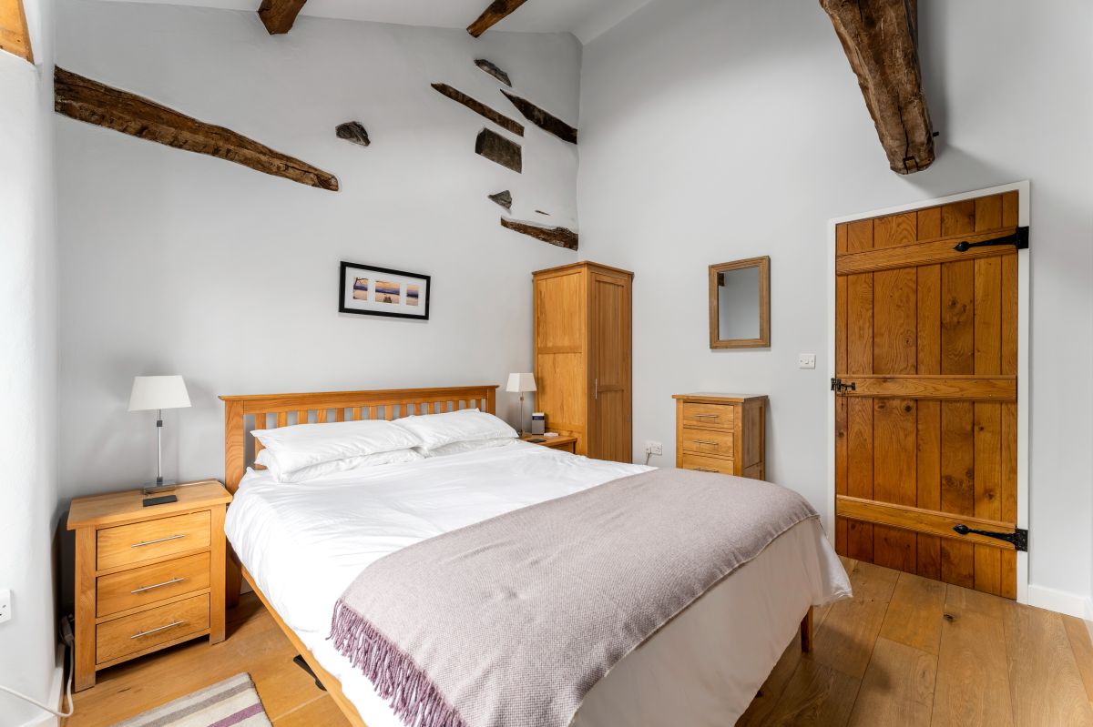 The Loft, listing photograph 3