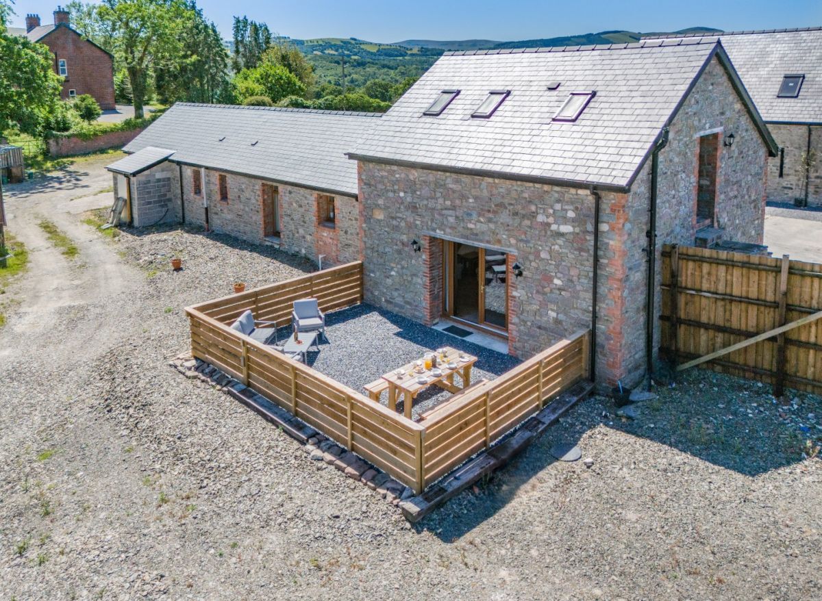 The Coach House - Y Ty Coets, listing photograph 5
